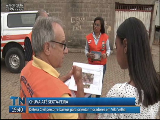 Defesa Civil percorre bairros para orientar moradores em Vila Velha sobre a chuva