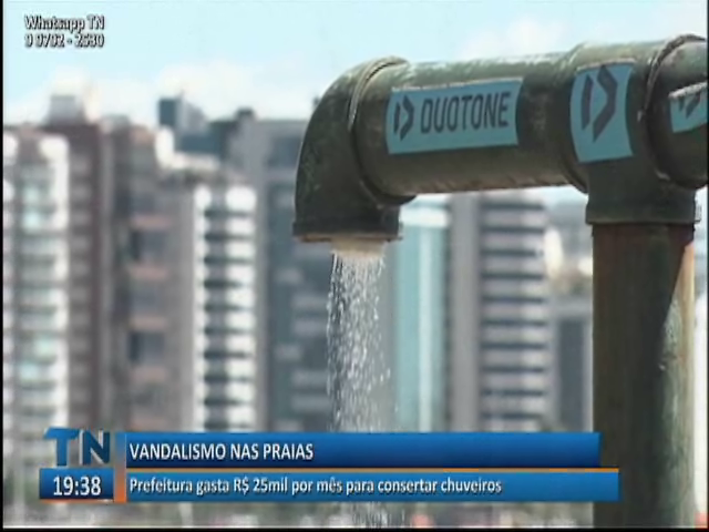 Prefeitura gasta R$ 25 mil por mês para consertar chuveiros das praias