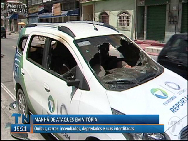 Homem armado entra na loja e ameaça funcionários e clientes