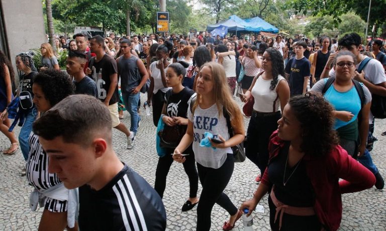 ProUni: selecionados na 2ª chamada podem comprovar dados até esta sexta