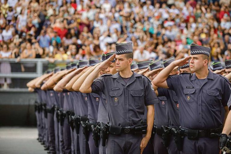 PM vai abrir 5.100 vagas em 2 estados