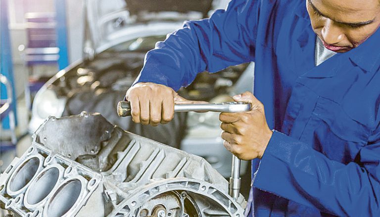 Abertas 4.635 vagas de trabalho a partir de hoje no Estado