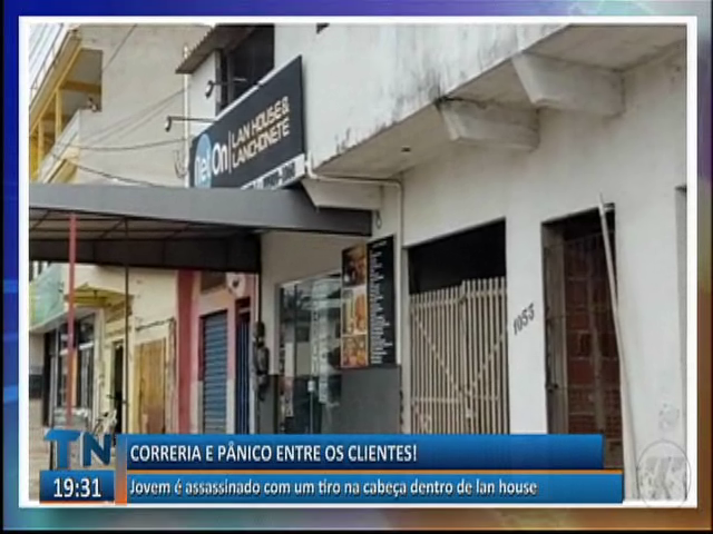 Jovem é assassinado com um tiro na cabeça dentro de lan house