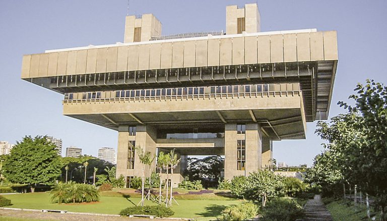 Quatro tribunais têm concursos abertos. Salários chegam a R$ 33 mil