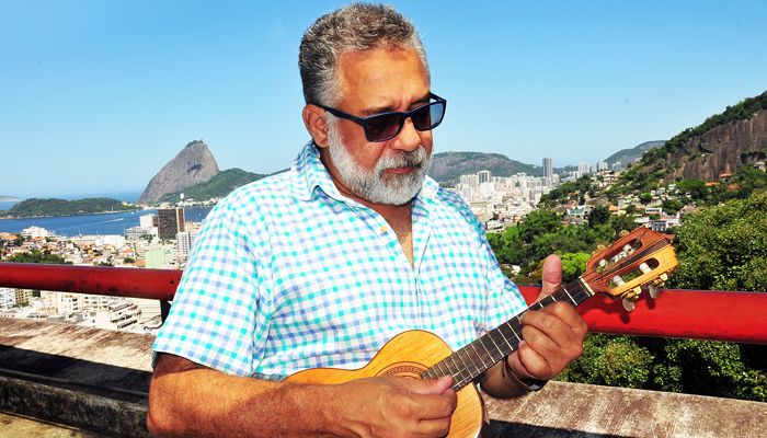 Capixaba Chico Alves canta com seus ídolos em novo disco
