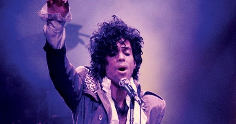Moradores de Minnesota pedem que estatua de Prince substitua a de Cristóvão Colombo