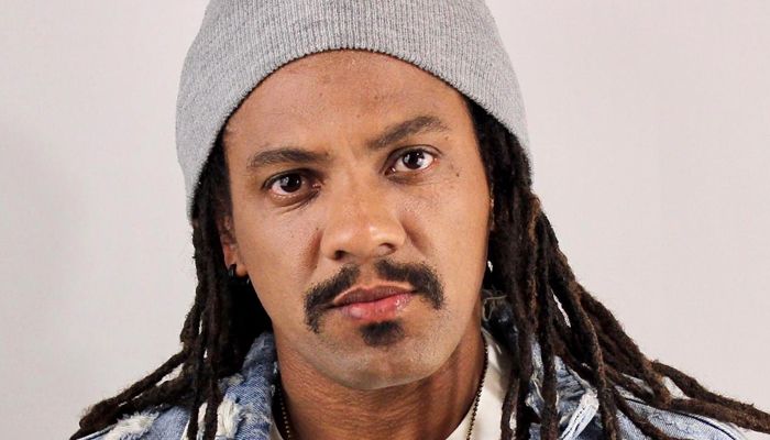 Ex-baixista da banda de Saulo Fernandes lança novo single