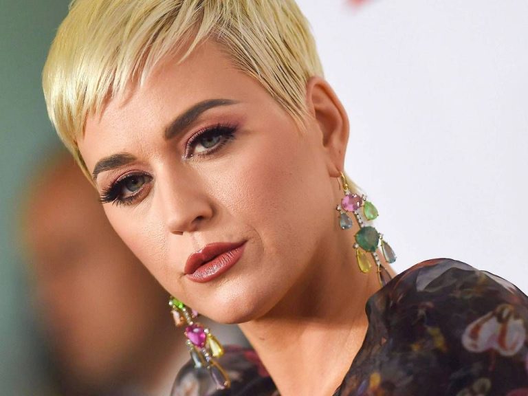 Katy Perry diz que recusou gravar o hit “Titanium” e que defendeu o lançamento na voz de Sia