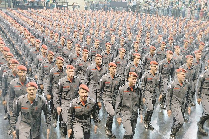 Bombeiros de Minas abrem seleção com 40 chances