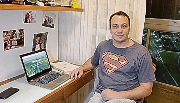 Quarenta empresas abrem vagas para trabalhar sem sair de casa