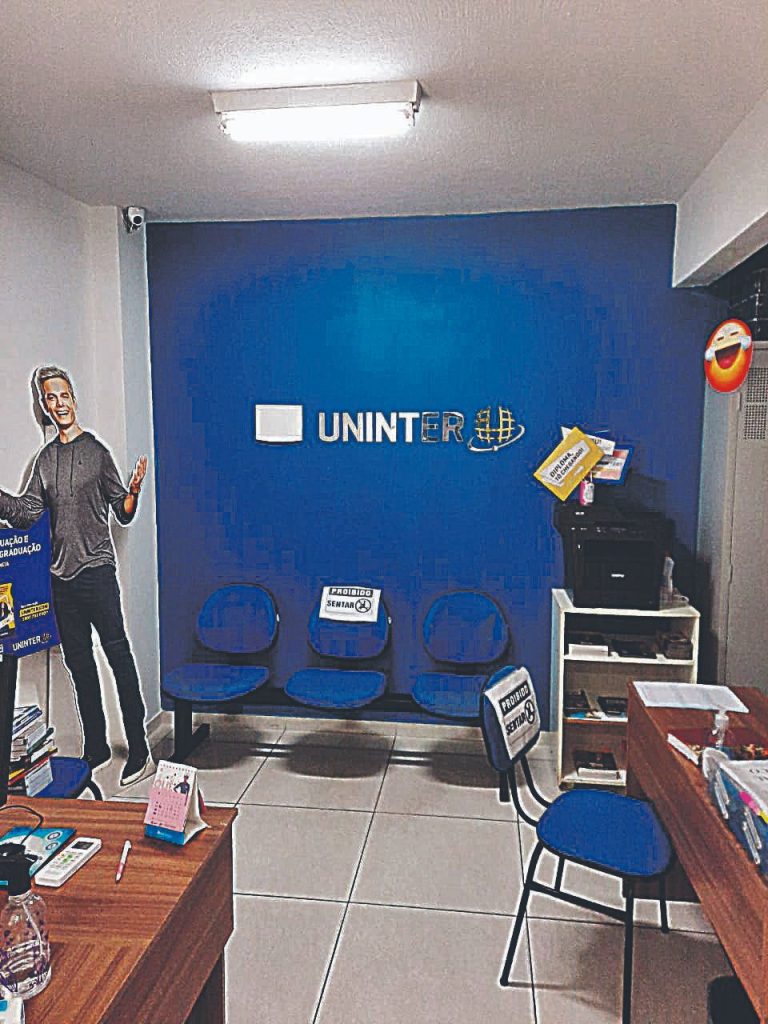 Ensino a distância se destaca no MEC por Uninter