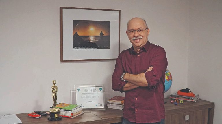 Aposta na educação do futuro por Club Eagles