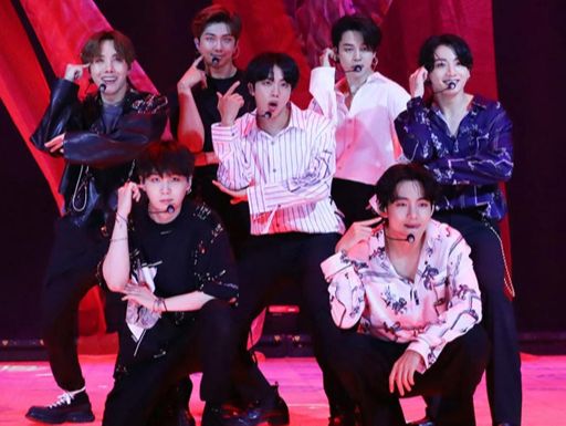 Evento virtual do BTS vende mais de 990 mil ingressos