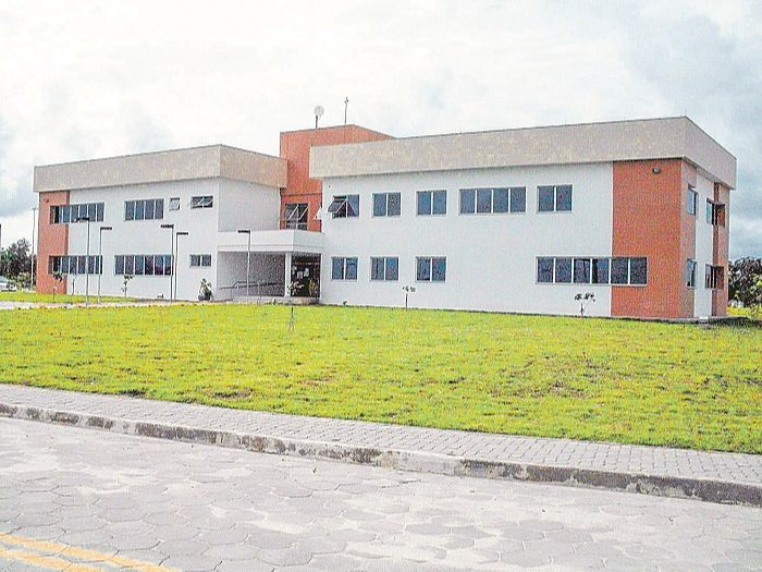 Ifes contrata professores com salário de até R$ 3.180
