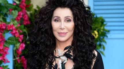 Em entrevista, Cher diz que está trabalhando em novas músicas