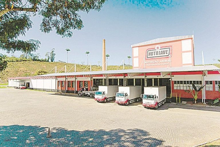 Fábrica de ração vai abrir 374 empregos