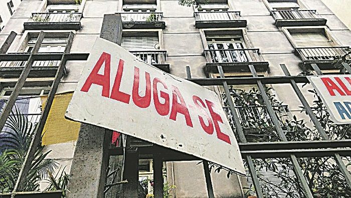 Polícia alerta para golpes na hora de alugar imóveis no fim de ano e nas férias