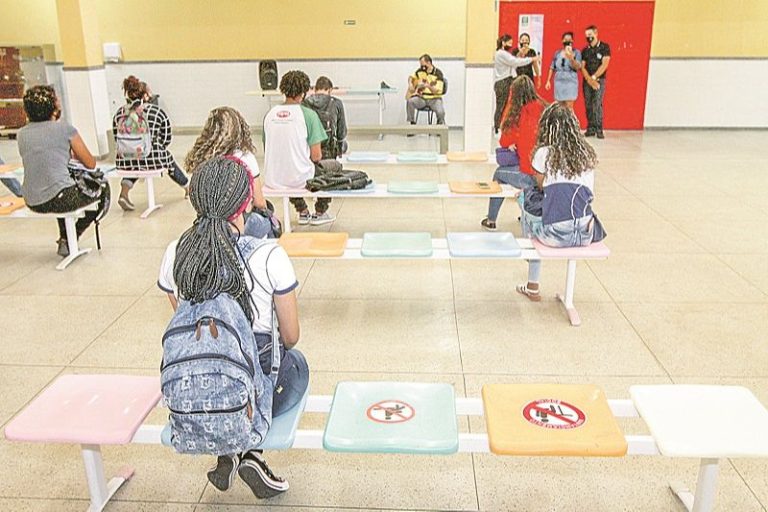 Termina nesta quarta prazo para rematrícula nas escolas estaduais