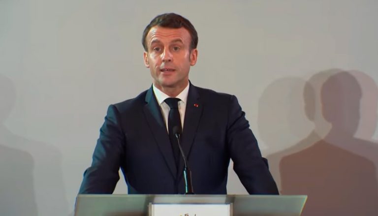 Presidente da França, Emmanuel Macron recebe diagnóstico de Covid-19