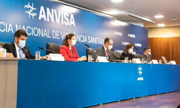 URGENTE | VACINAS CORONAVAC E OXFORD SÃO APROVADAS NO BRASIL