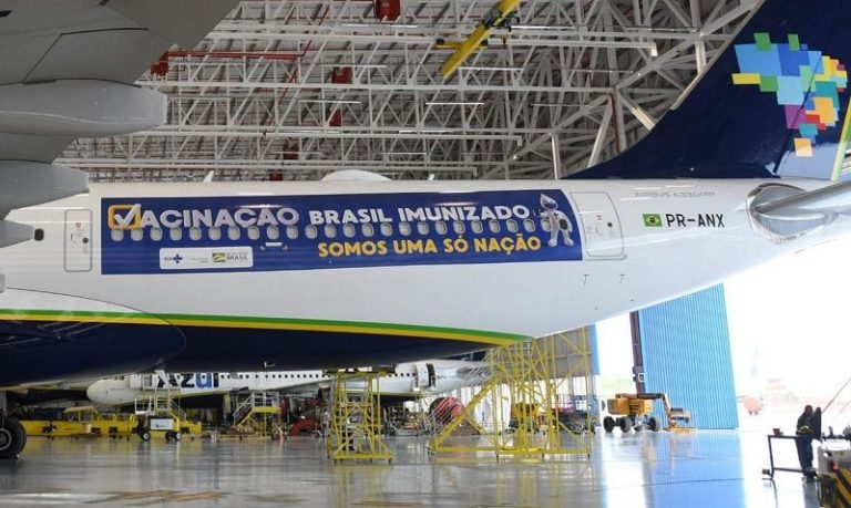 Índia libera exportação de vacinas contra a covid-19 para o Brasil
