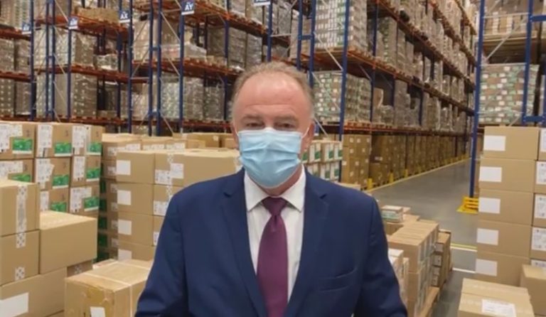 Casagrande diz que hospitais do Estado começam a receber vacina ainda hoje