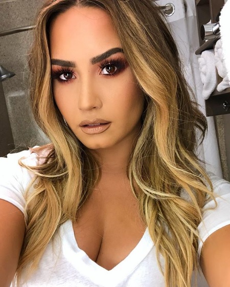 Demi Lovato fala sobre overdose que sofreu em 2018 e saúde mental em documentário