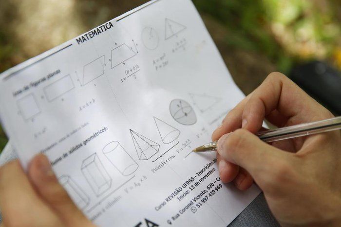 Nota de quem erra só uma questão no Enem pode variar até 92 pontos