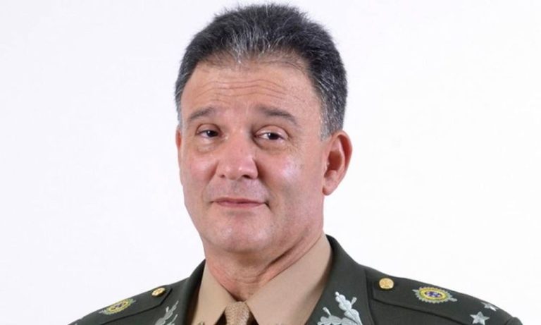 Responsável pelo Enem, general morre por complicações da covid-19