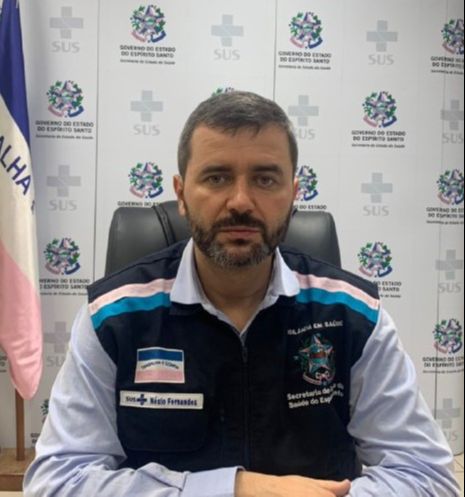 Secretário da Saúde defende vacina em dose única para pessoas fora do grupo de risco da Covid