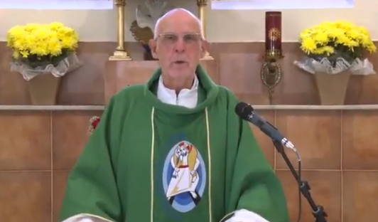 Campanha pede que padre Júlio Lancellotti seja o primeiro a tomar vacina em São Paulo