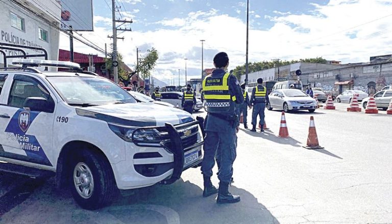 Polícias vão fazer escolta e a segurança na distribuição da vacina no Estado