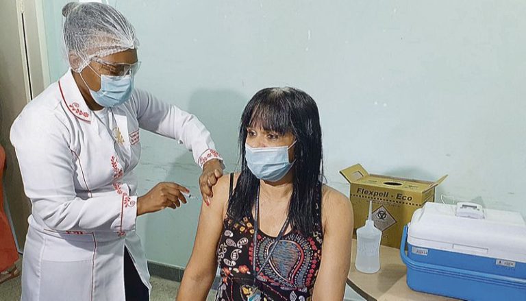 Maioria das doses da vacina contra covid ainda não foi aplicada no Estado