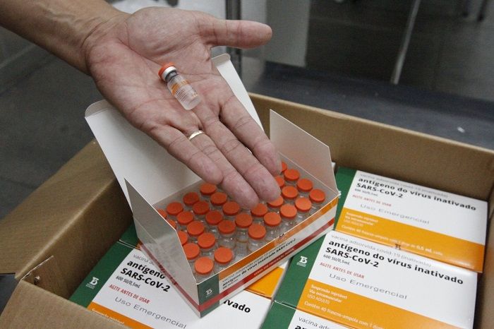 Governadores concordam em doar 5% das vacinas dos Estados para o Amazonas