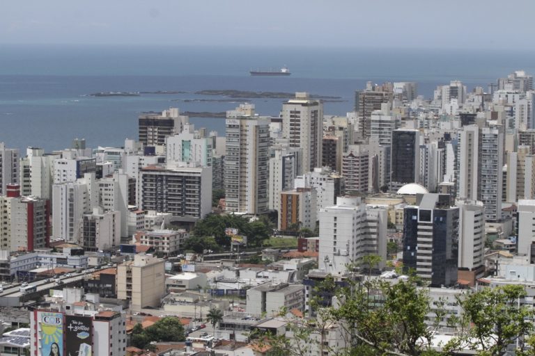 Estado tem mais 24 mortes por Covid. Veja as 10 cidades com mais vítimas