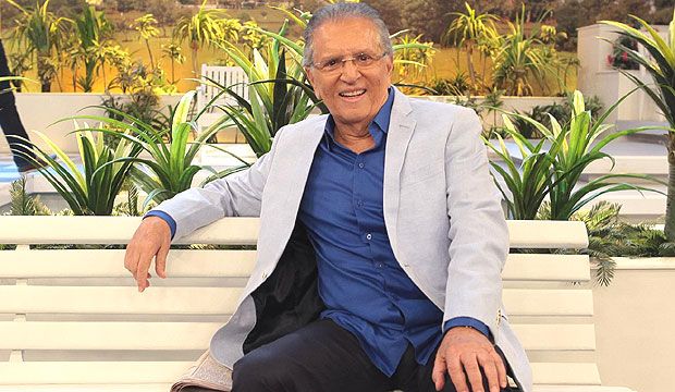 Aos 84 anos, Carlos Alberto de Nóbrega é internado com suspeita de Covid-19