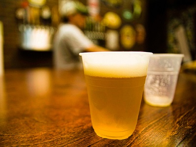 Cidade no Sul do Estado proíbe consumo de bebida alcoólica em praias e praças no Carnaval