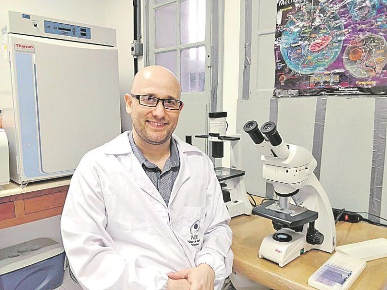 Especialistas explicam efeito do álcool com a vacina