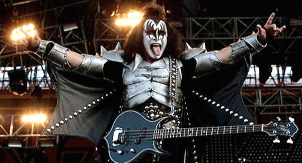 Vocalista do Kiss, Gene Simmons, culpou os jovens pelo fim do rock