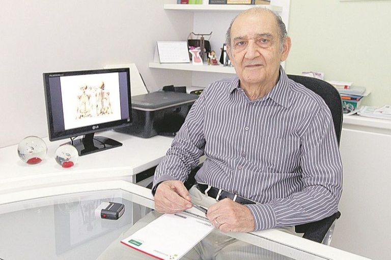 Covid-19 mata ginecologista de 80 anos em Vitória