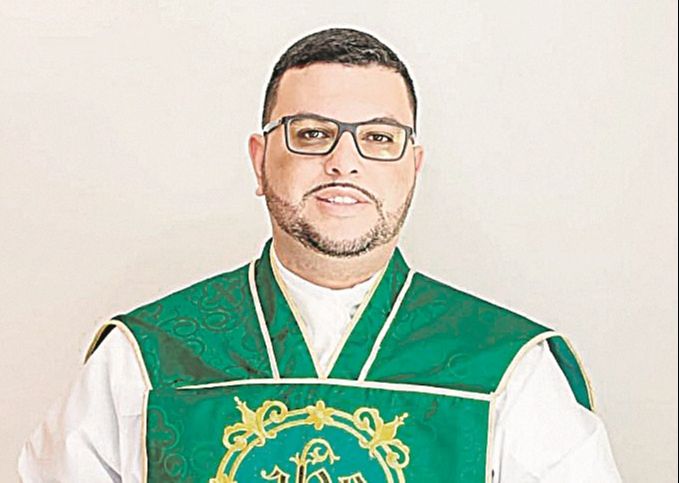 Melhora estado de saúde de padre internado em UTI com Covid