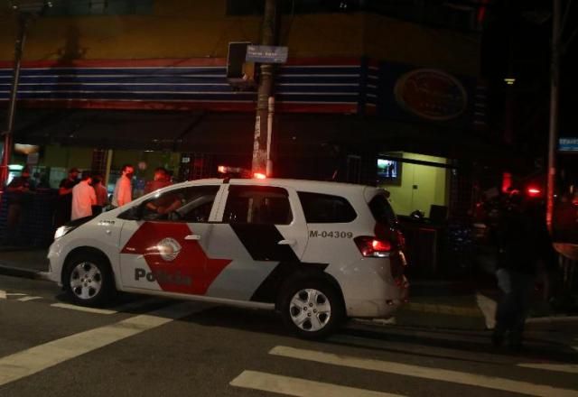 Baile da 3ª idade com 190 idosos é encerrado pela polícia