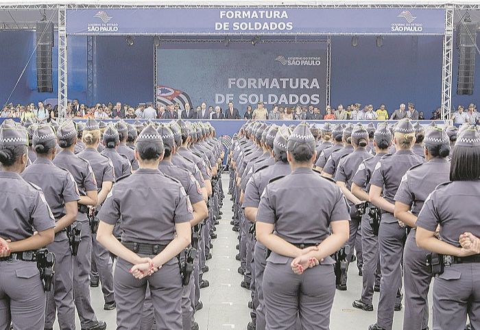 Concurso para PM em São Paulo tem 2.700 vagas e salários de R$ 3.318,53