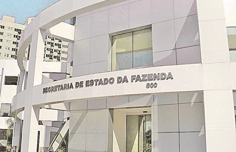 Governo do Estado diz que sete concursos estão mantidos