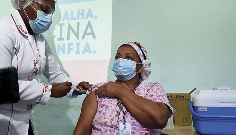 Grande Vitória começa a aplicar a segunda dose da vacina na quarta-feira