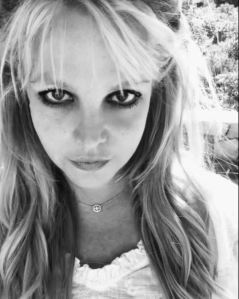 Documentário sobre Britney Spears explora a tutela que a mantém enclausurada