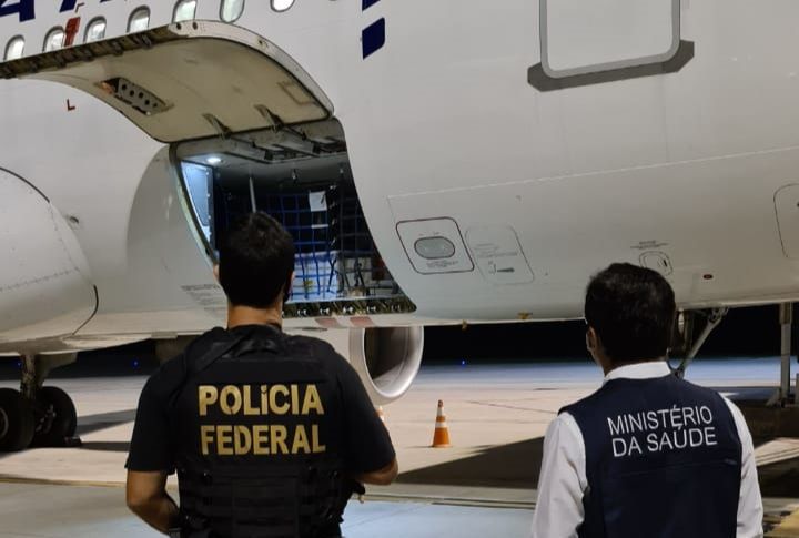 Lote com 84.600 doses da Coronavac começa a ser distribuído aos municípios nesta quarta-feira