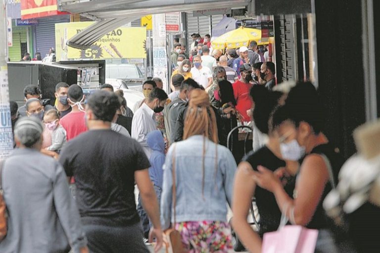 Vila Velha, Serra e mais 15 cidades entram no risco alto de contágio da Covid