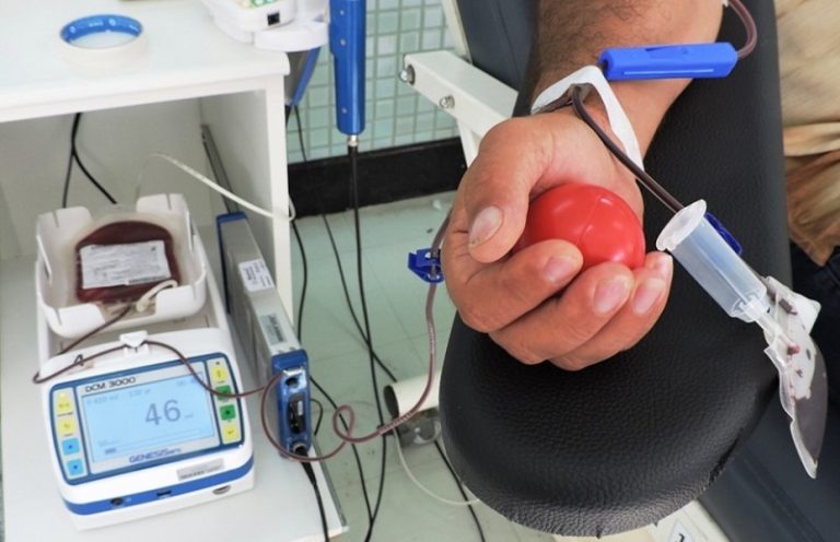 Igreja suspende cultos e vira ponto de doação de sangue durante quarentena