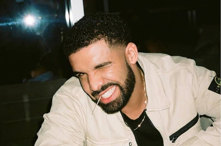 Drake faz história com os primeiros lugares da parada USA